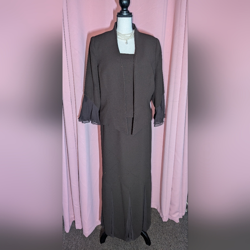 JUNNIE LEIGH 2PC Gown(14) w/Coordinating Jacket(12) with Subtle Rhinestines